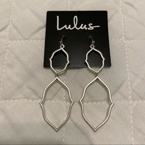 Lulu’s Silver Earrings